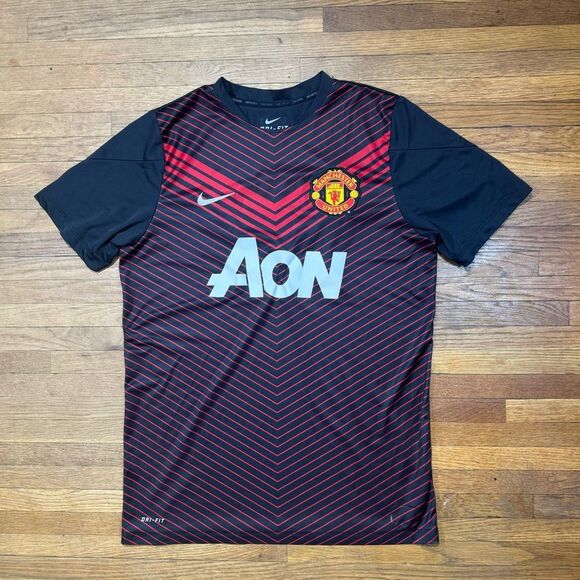 MANCHESTER UNITED 2013 2014 PRE MATCH TRAINING JERSEY - Picture 1 of 10